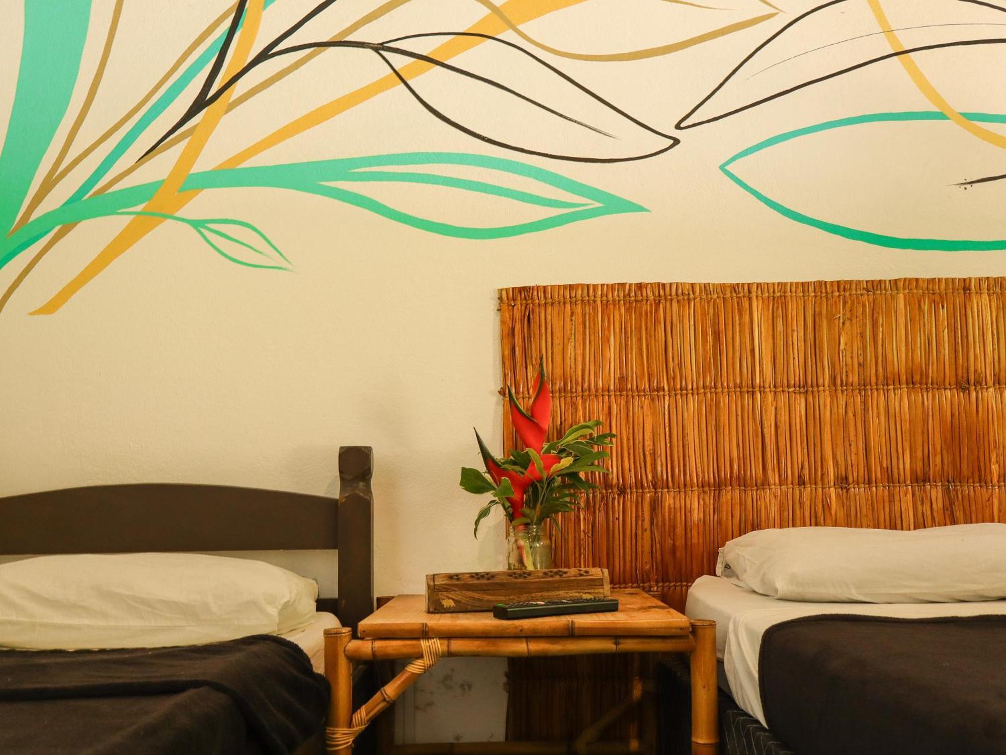 Hostel Marthi Itamambuca Ubatuba Eksteriør billede